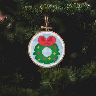 Christmas Ornament - Wreath Cross Stitch Pattern