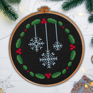 Snowflake Winter Wreath Cross Stitch Pattern