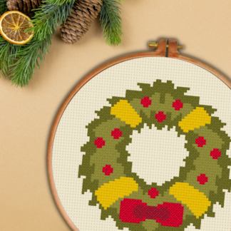 Christmas Green Wreath Cross Stitch Pattern